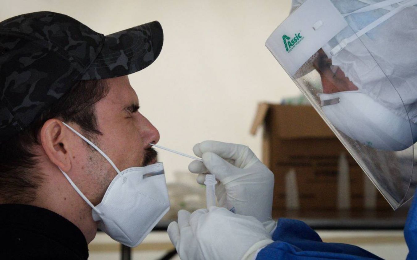 México sigue sumando cerca de los 50 mil contagios diarios