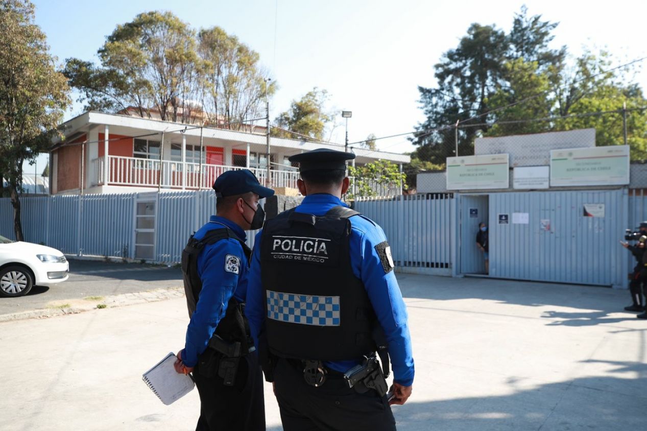 Un menor ingresó armado a una escuela en Iztapalapa y se disparó