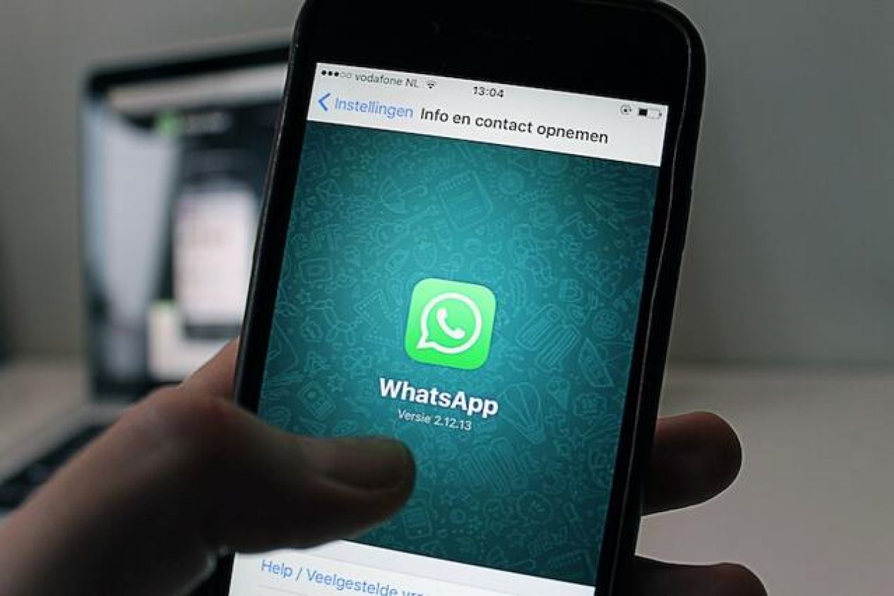 Color, tipografía y más: Como cambiar la fuete en whatsapp