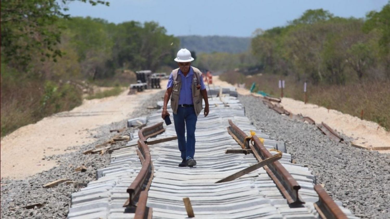"Estaba costando mucho tener la obra parada": justifica AMLO tras ser declarada como obra de seguridad nacional