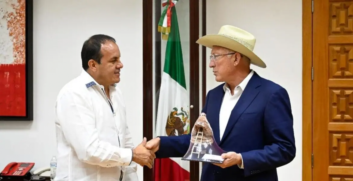 Ken Salazar visitó Morelos para abordar con Cuauhtémoc Blanco la inflación, seguridad, migración, entre otros temas
