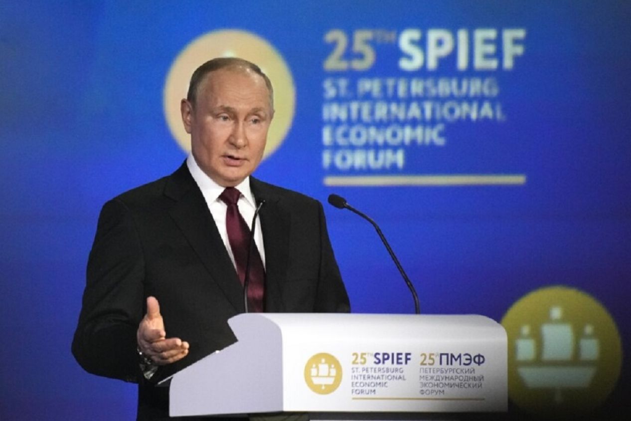 Putin declara en discurso el fin de "la era del mundo unipolar" y arremete contra países occidentales