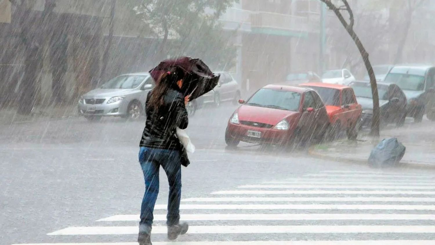 Este sábado tormentas tropicales Blas y Celia provocarán fuertes lluvias en estos estados