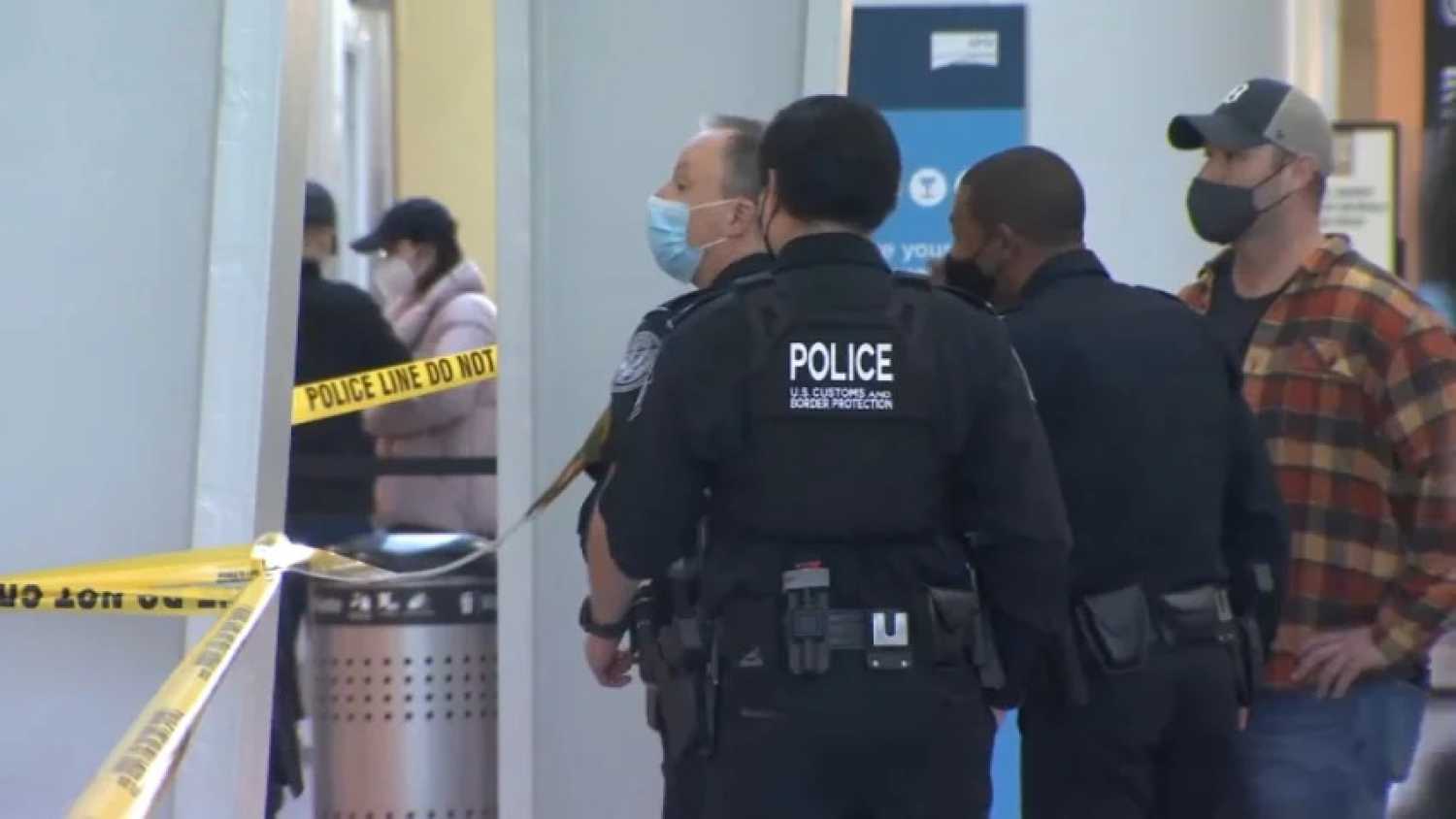 Ataque con arma blanca en aeropuerto de San Francisco deja a 3 pasajeros heridos