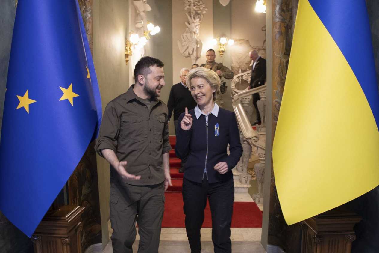 Este jueves líderes de la UE avalarán el estatus de candidato de Ucrania para ser miembro del bloque