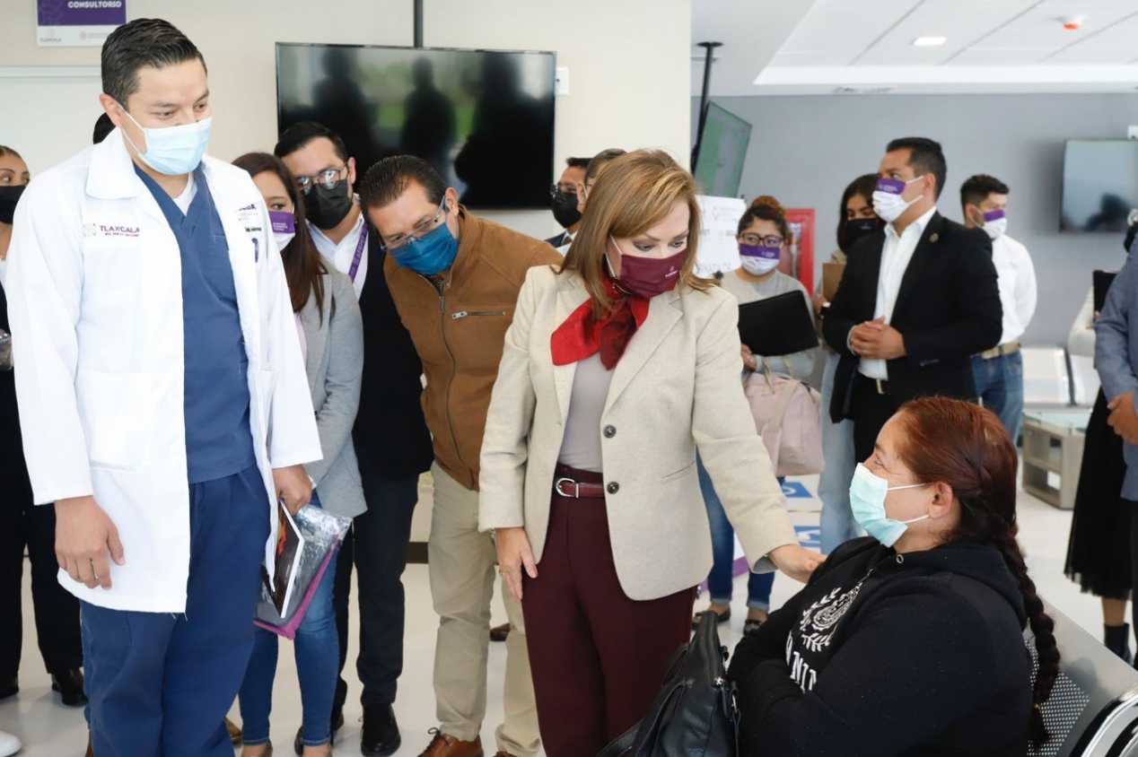 Tlaxcaltecas recuperarán su vista a través de jornadas gratuitas de cirugías de cataratas: gobernadora