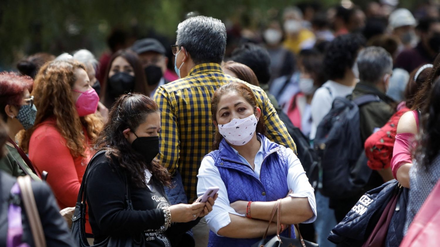Exhorta OPS a no relajar medidas contra Covid por la aparición de nuevas variantes y sublinajes