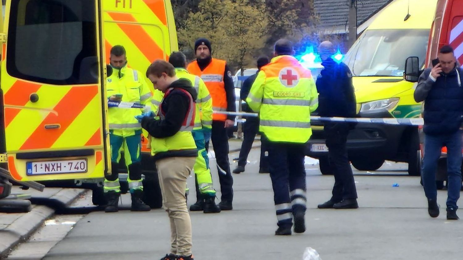 Conductor embistió a los asistentes durante carnaval en Bélgica, dejando 6 muertos y cerca de 20 heridos