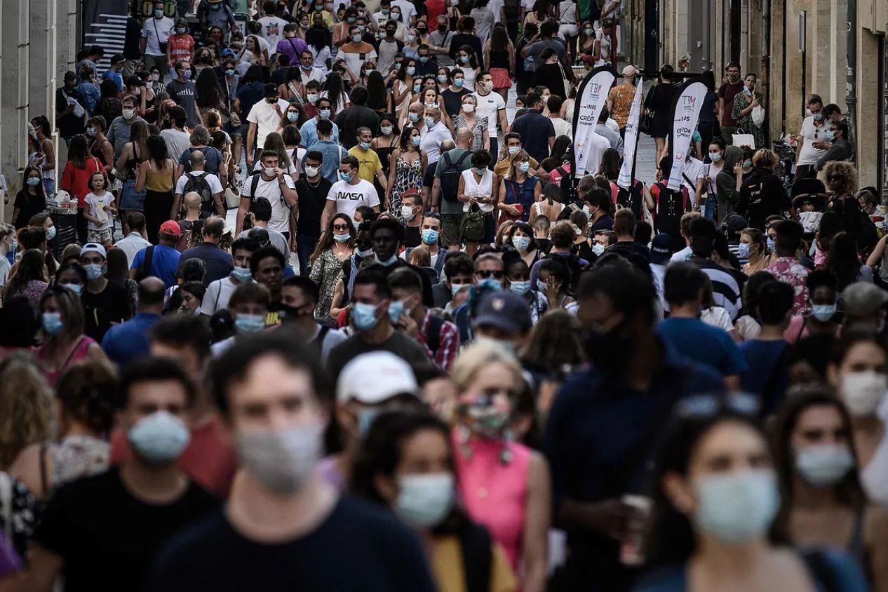 El mundo registra la cifra más baja de muertes en dos años, causada por Covid-19: OMS