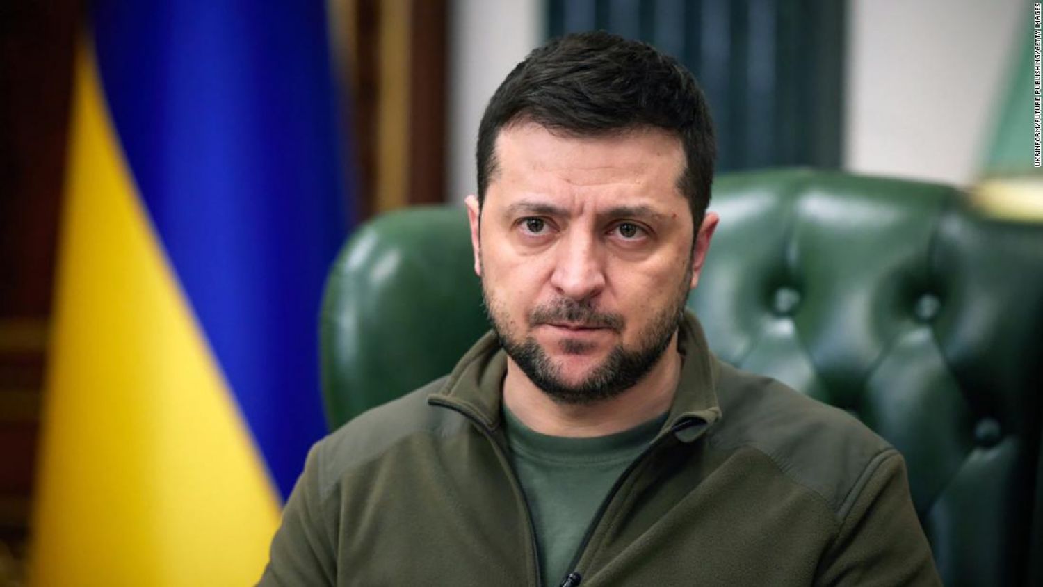 Presidente de Ucrania insiste que Rusia debe retirar las tropas para que renuncien a la OTAN