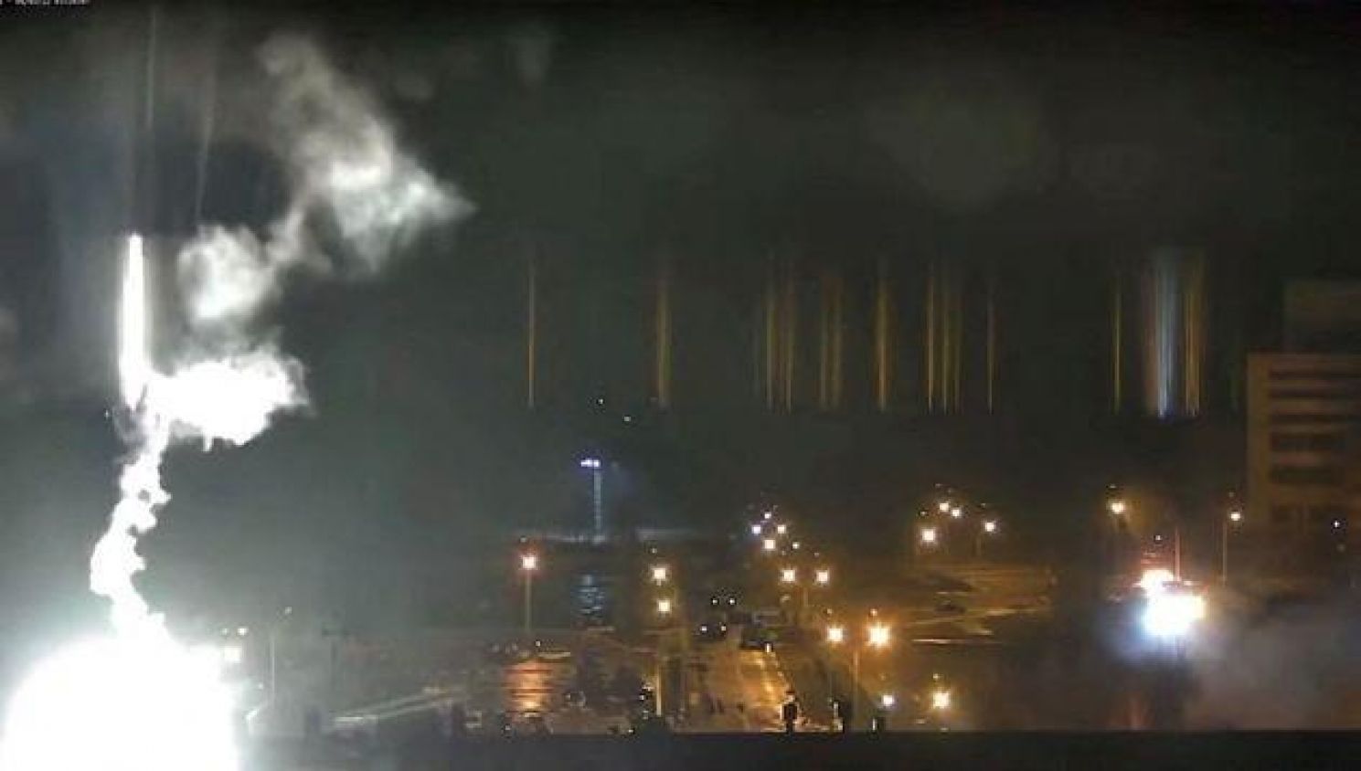 Las fuerzas rusas entraron en el territorio de la mayor central nuclear de Europa 'Zaporiyia' y la tercera del mundo