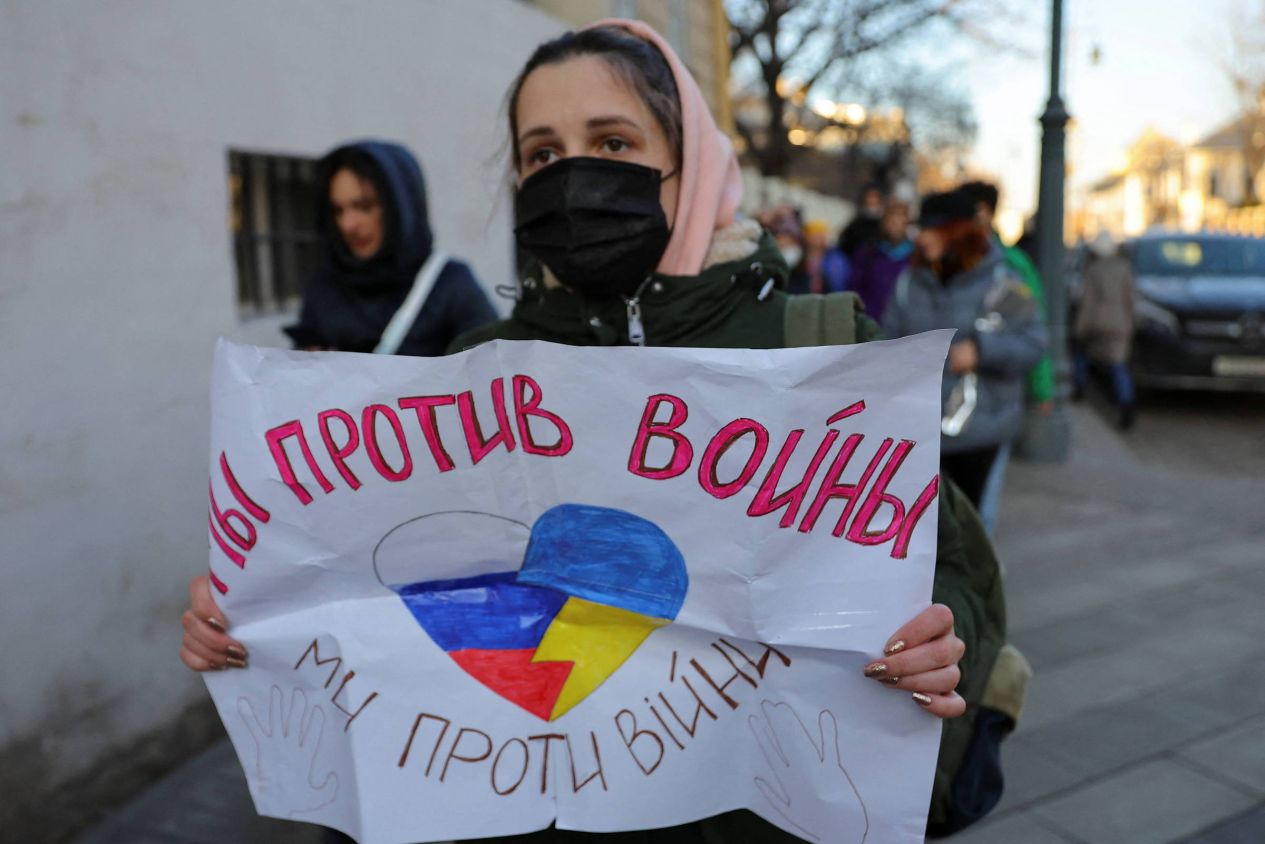 7 mil científicos rusos se oponen a la guerra, envían carta abierta a Vladimir Putin 