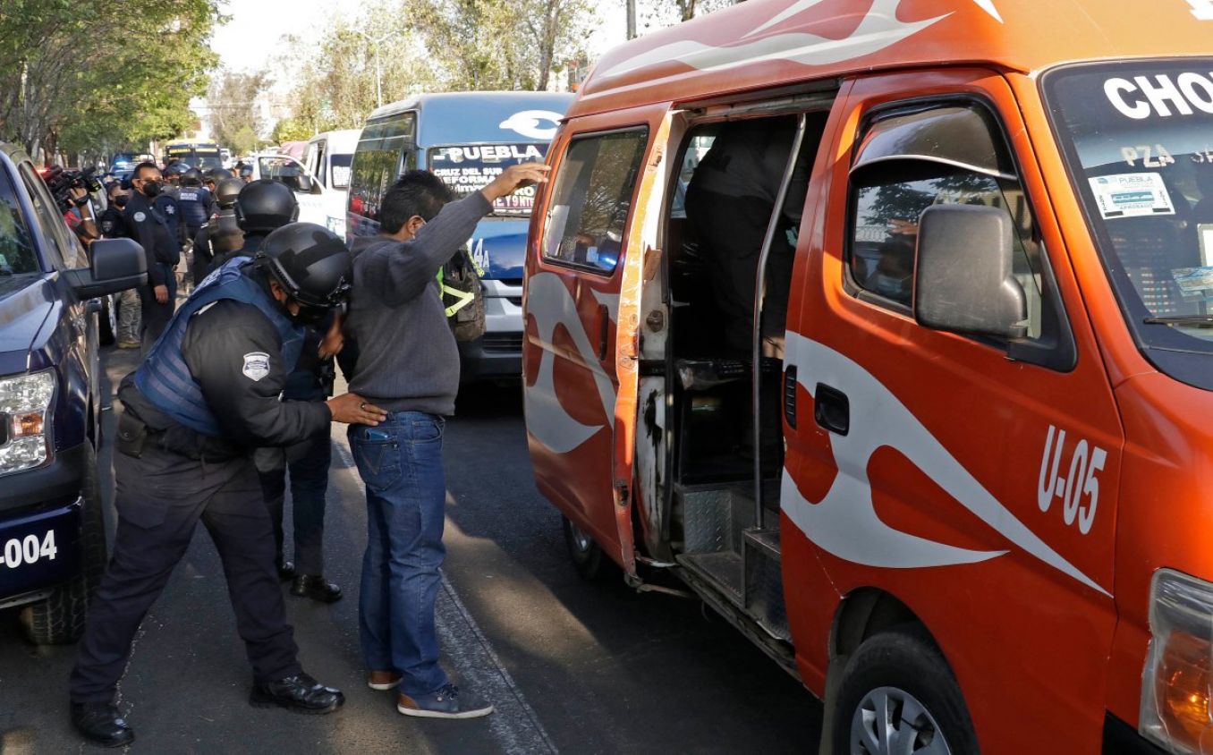 Asaltos a transporte público y narcomenudeo son más frecuentes en zona metropolitana: Eduardo Rivera  