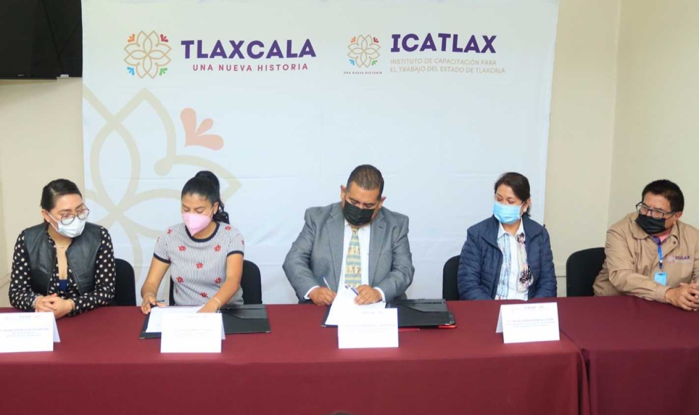 Suman esfuerzos ICATLAX e ITJ para beneficiar a jóvenes en el Estado