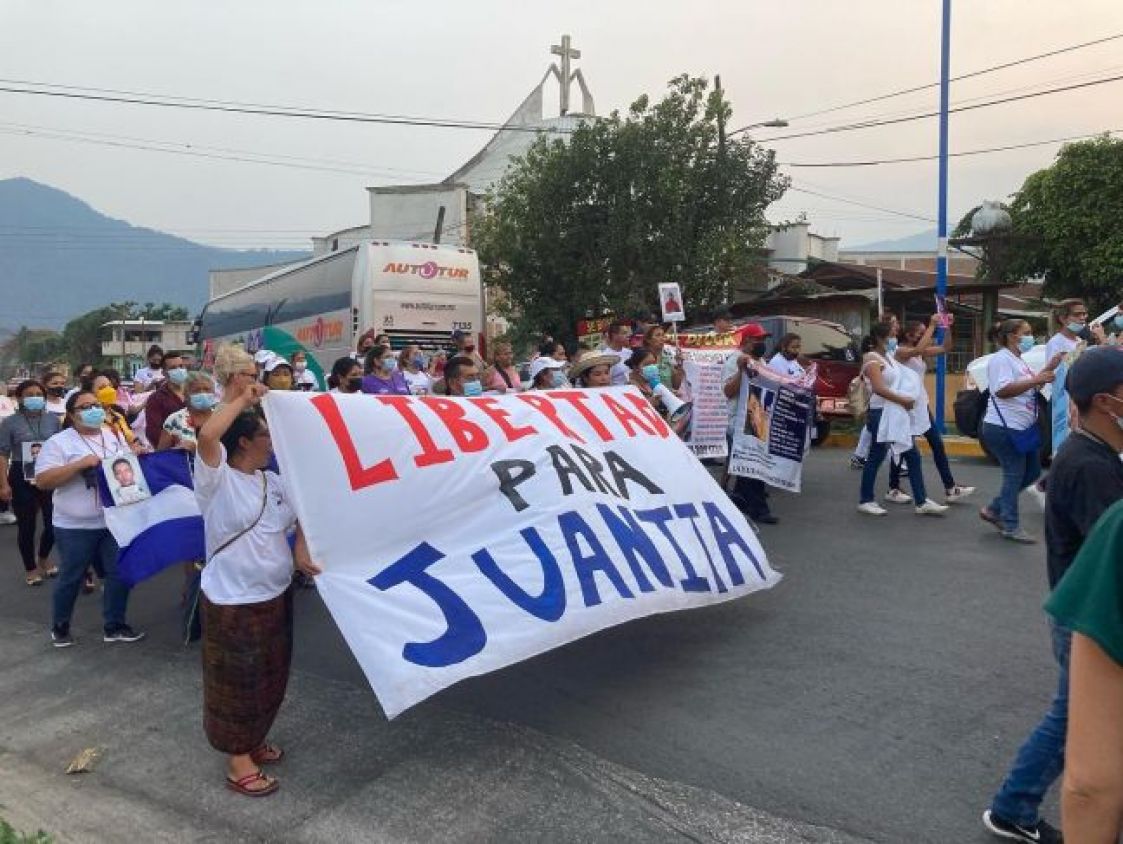 Tras cumplir cerca de 8 años en prisión, Fiscalía de Tamaulipas declara inocente a Juanita Alonzo