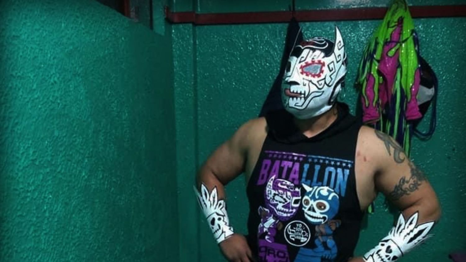 Rindieron homenaje a Toro Bill Jr. en la Arena Puebla  