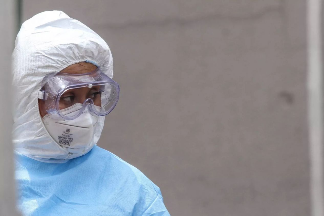 México contratará a más de 500 médicos cubanos ante déficit de especialistas 