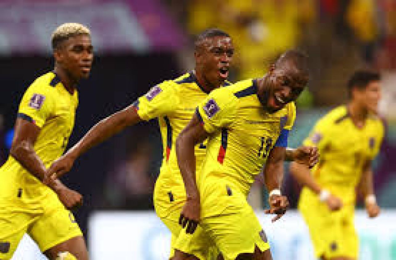 Ecuador ganó a Qatar en la inauguración del Mundial 