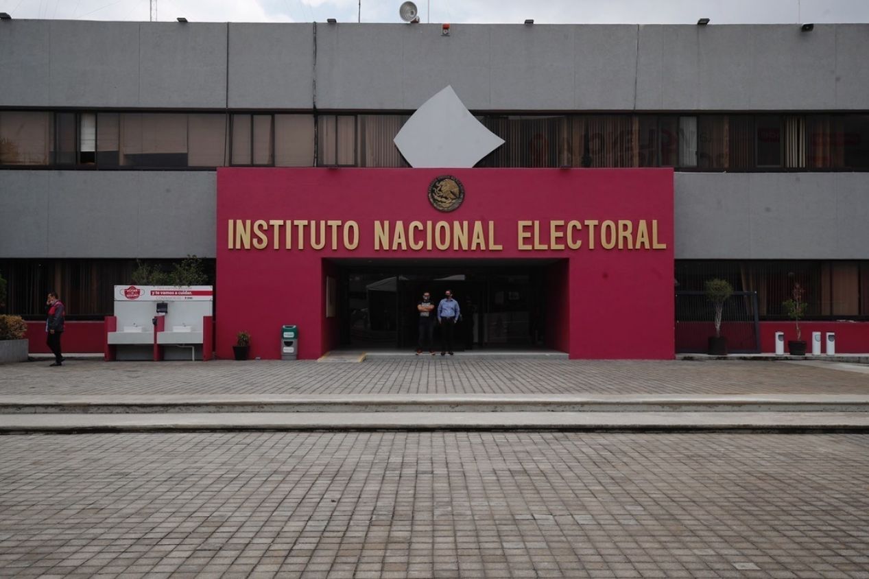 Publican Presupuesto 2023 en el Diario Oficial que incluye recorte al INE