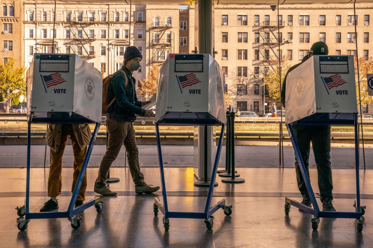 Elecciones intermedias en EEUU 2022: inician elecciones legislativas que definirán composición del Congreso