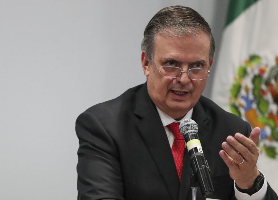 En el último año se confiscaron 32 mil armas ilegales en México