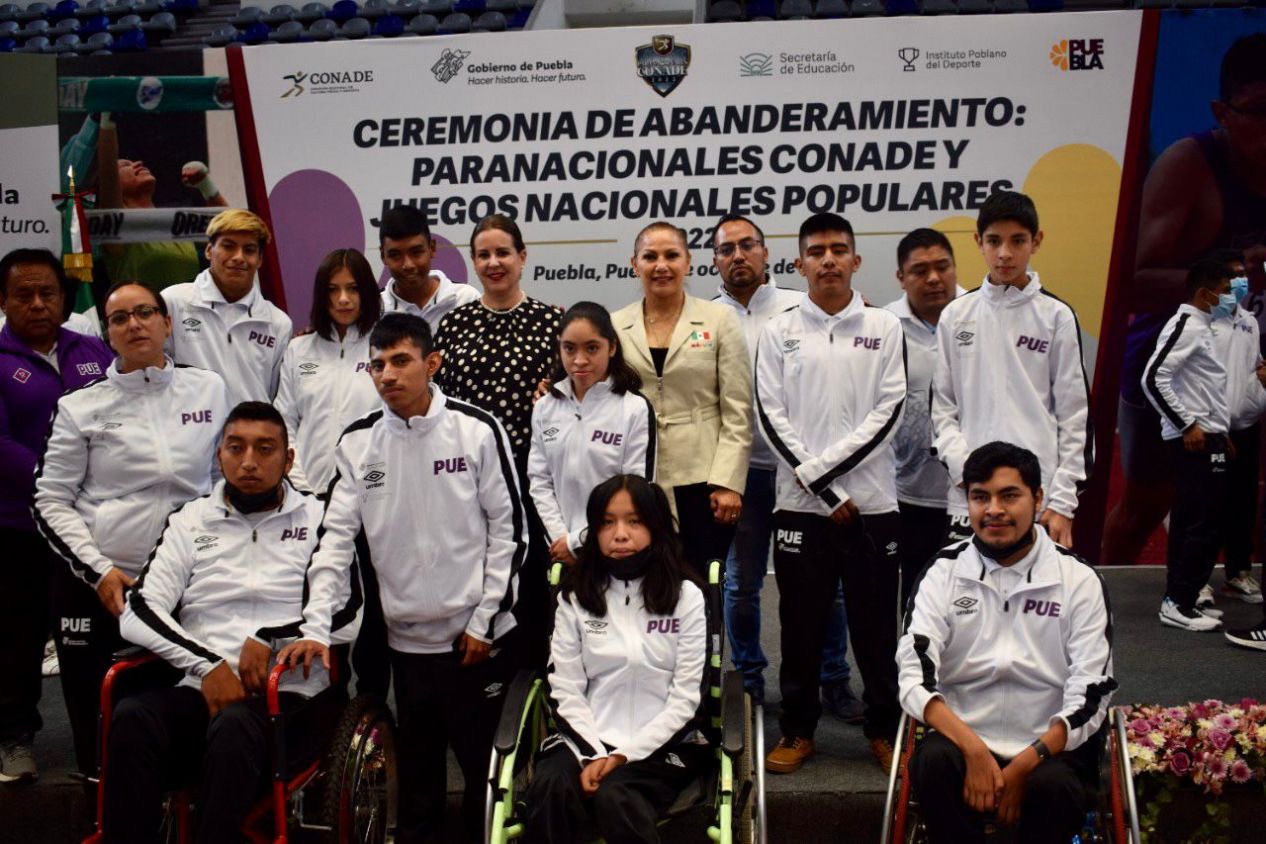 Inpode abanderó a los poblanos que estarán en los Paranacionales y Juegos Populares 