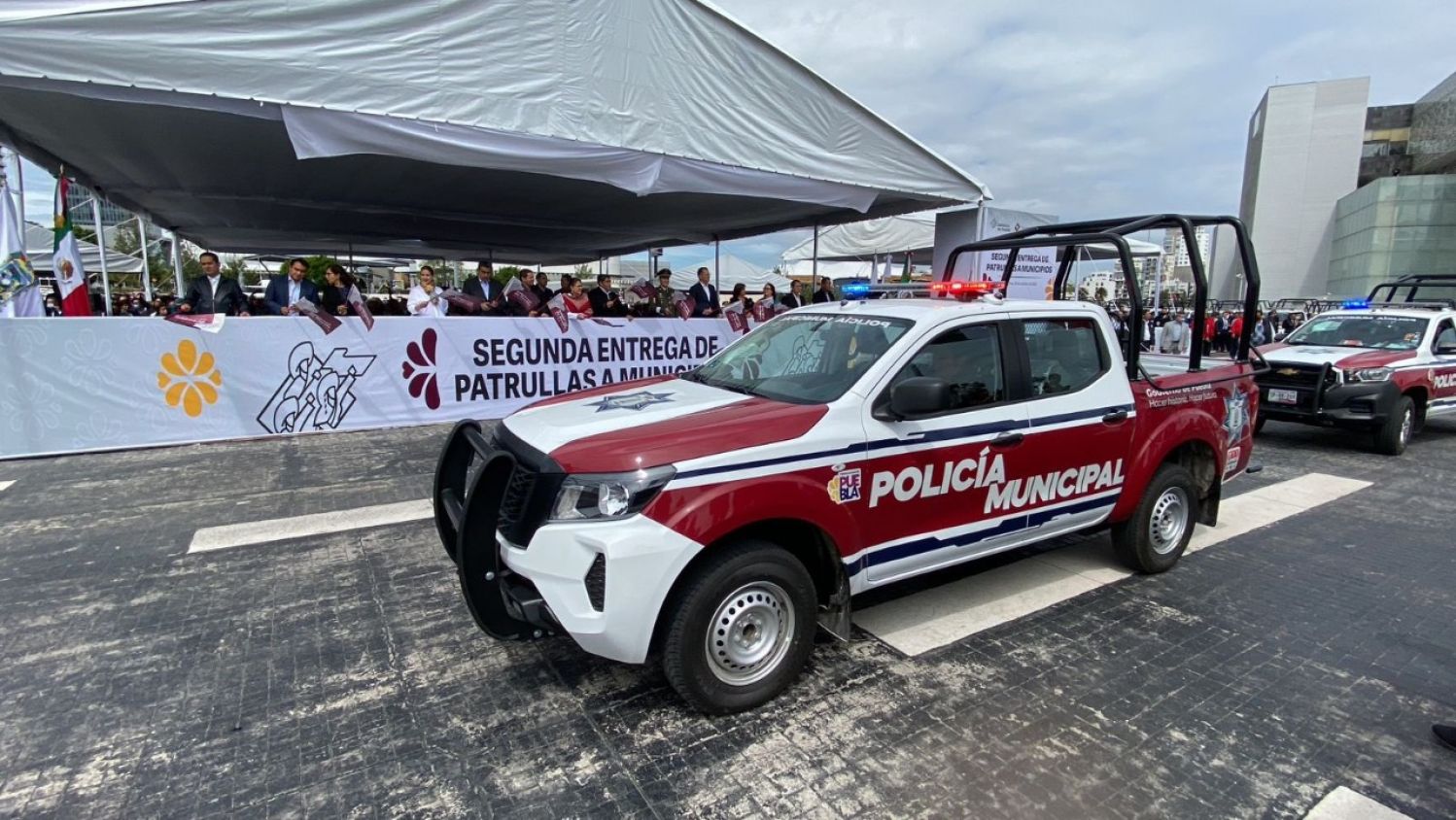 Municipios de la región de Tepeaca reciben patrullas por parte del gobierno del estado