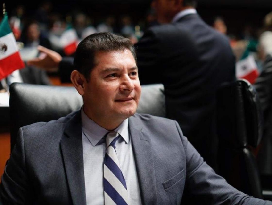 Alejandro Armenta niega vínculo con supuesto boicot contra informe de Eduardo Rivera