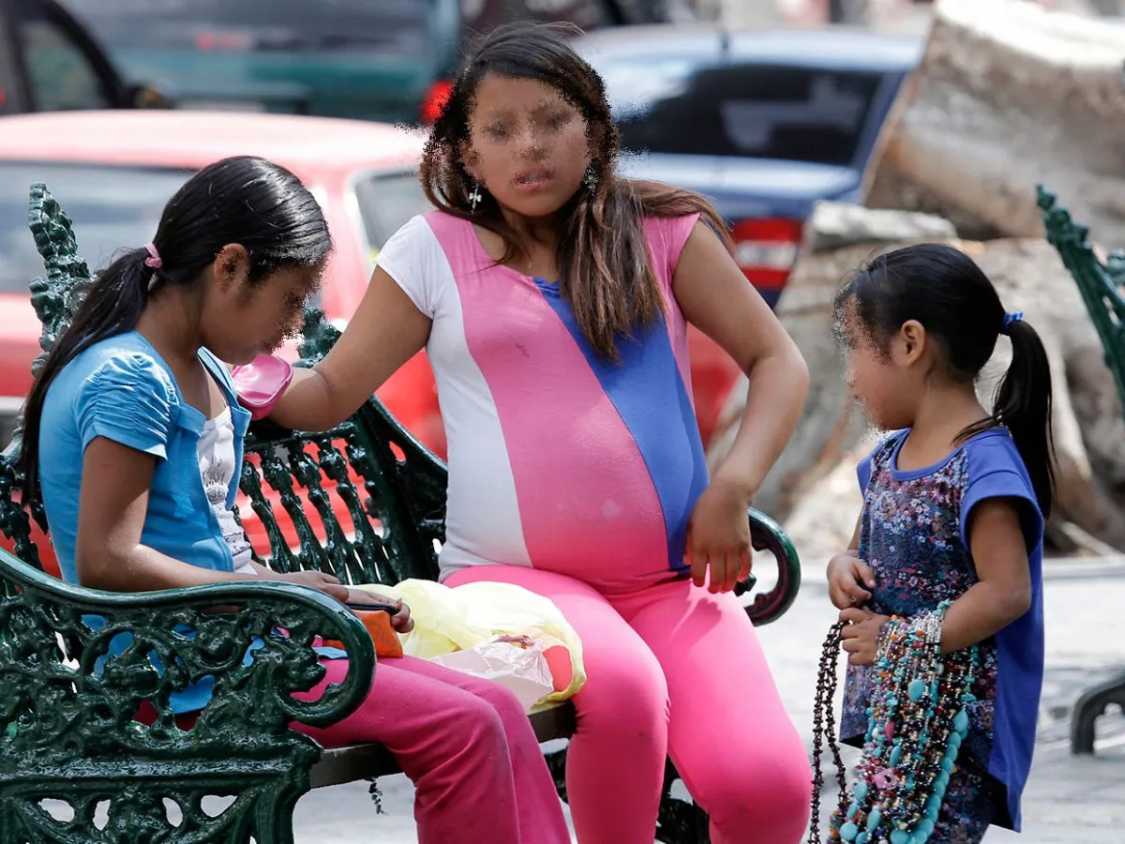 Cada día se registran en México mil embarazos en adolescentes; cerca de 9 mil ocurren en menores de 14 años