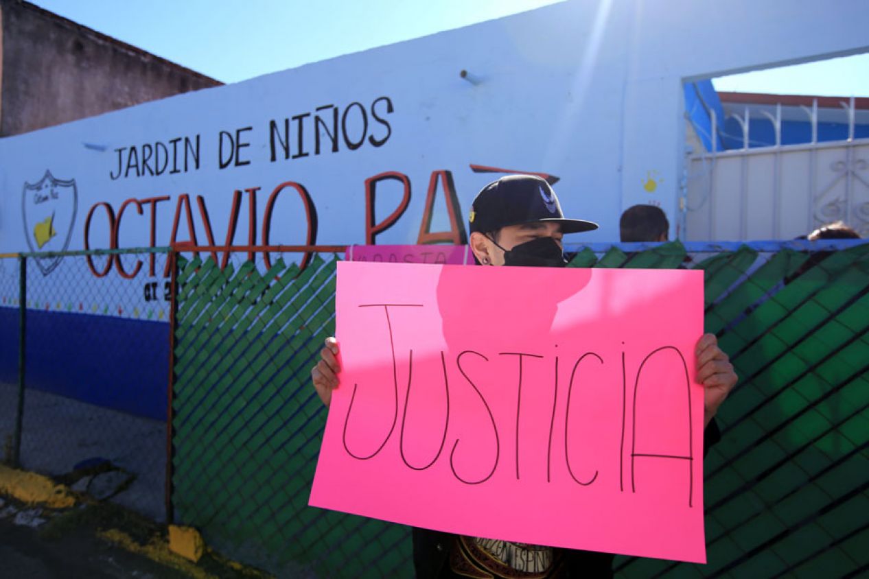 "Familiares exigen justicia": Niña es violada por conserje de kinder Octavio Paz en Granjas del Sur