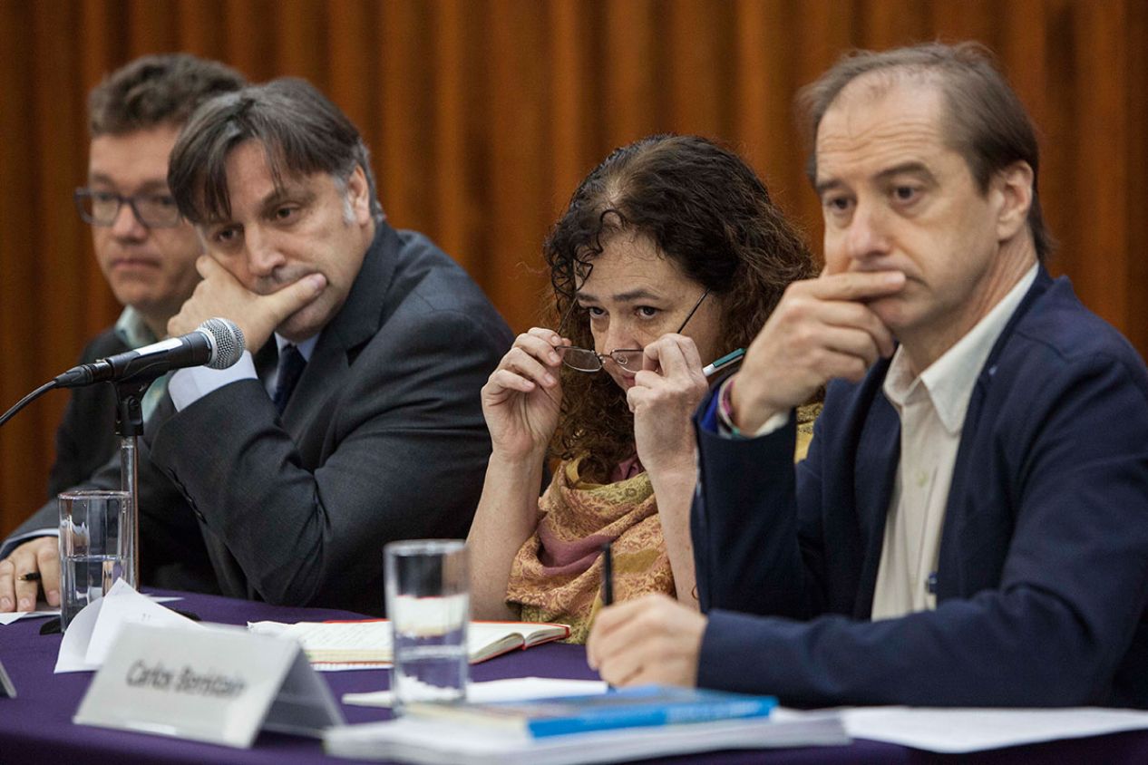 GIEI destaca irregularidades en chats y llamadas telefónicas  analizadas por comisión de AMLO en relación a Ayotzinapa