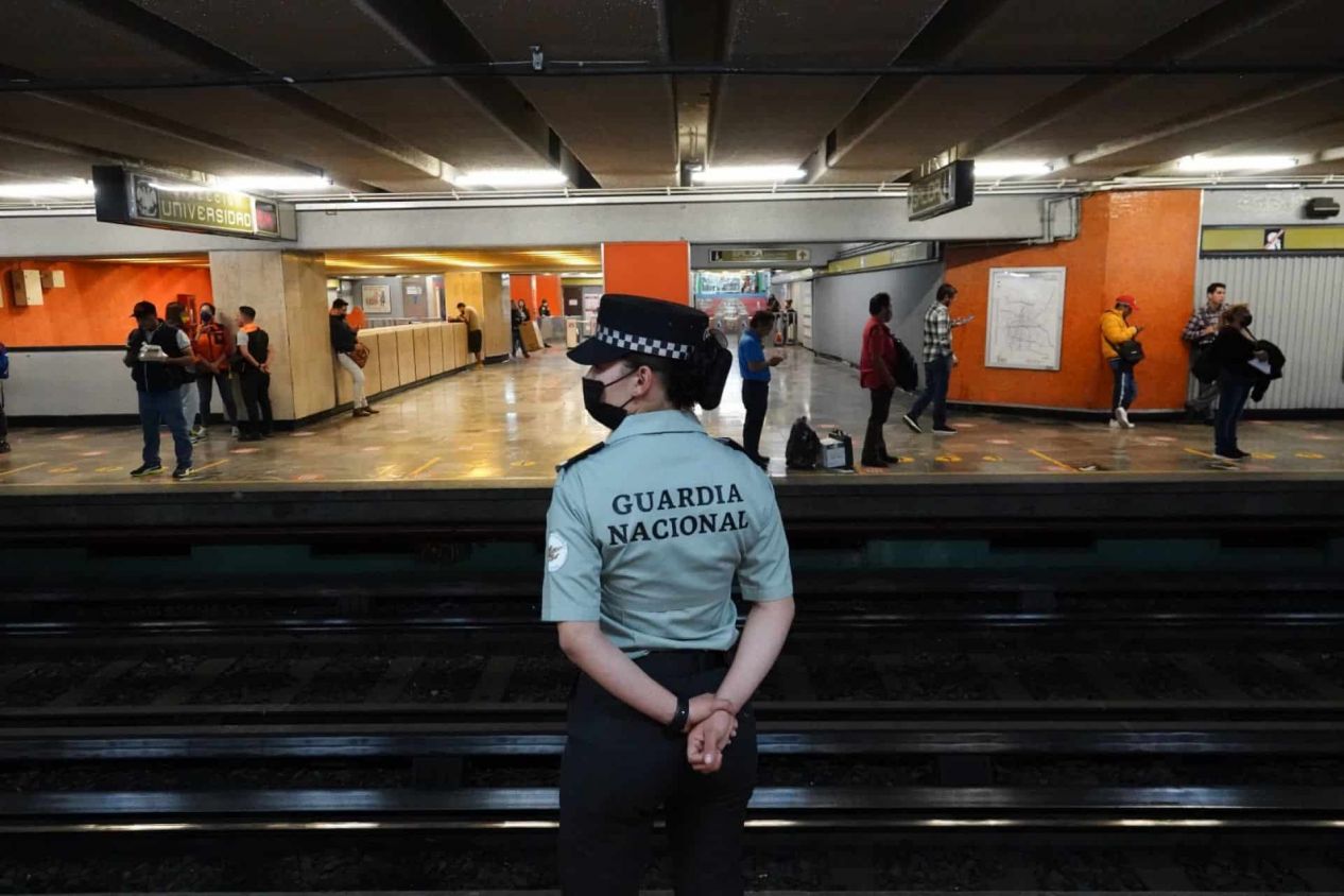 Ya se hizo presenté la Guardia Nacional en el Metro de la CDMX a pesar de señalar militarización