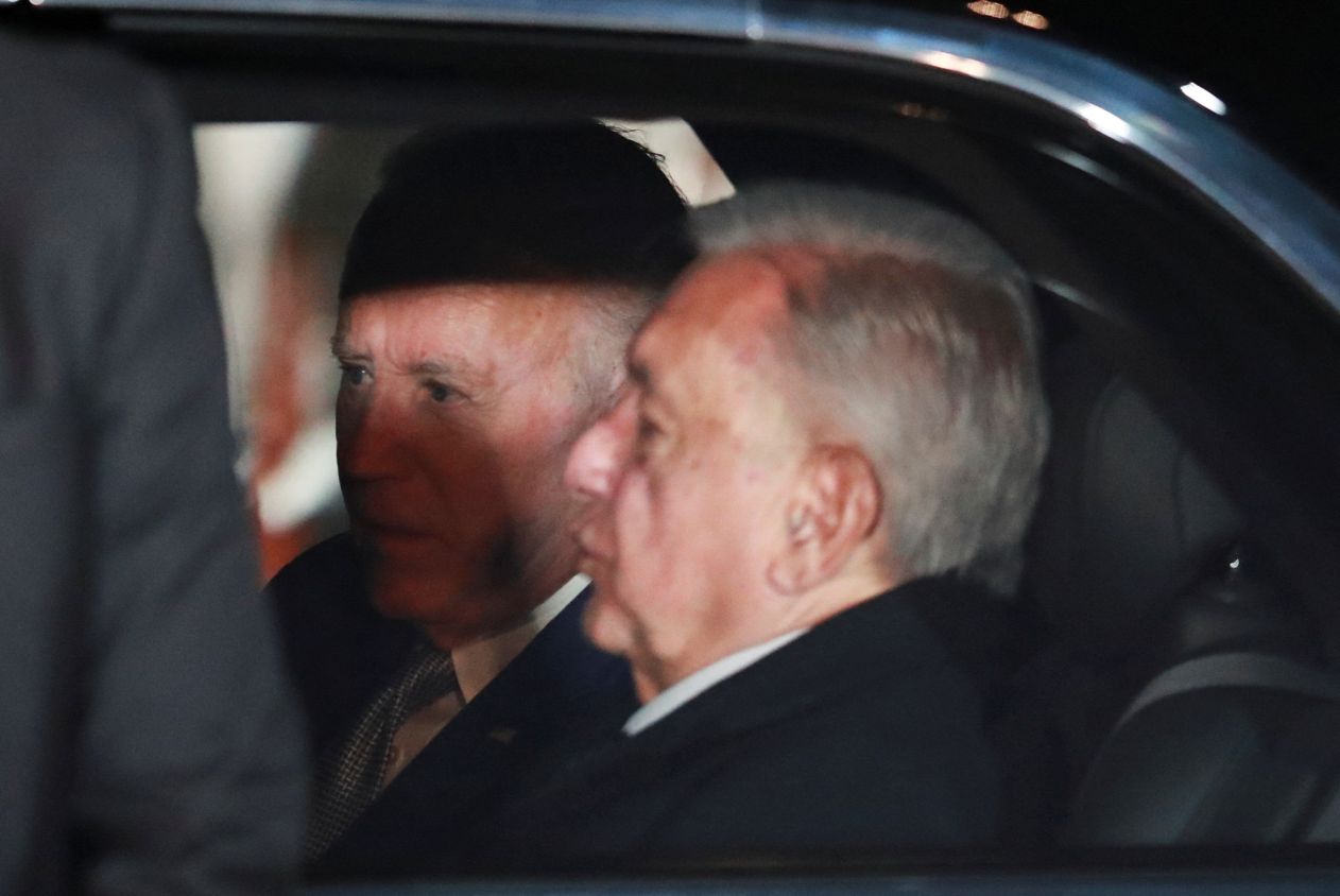 AMLO y Biden pudieron hablar por más de 1 hora en "La Bestia" durante trayecto del AIFA a Polanco