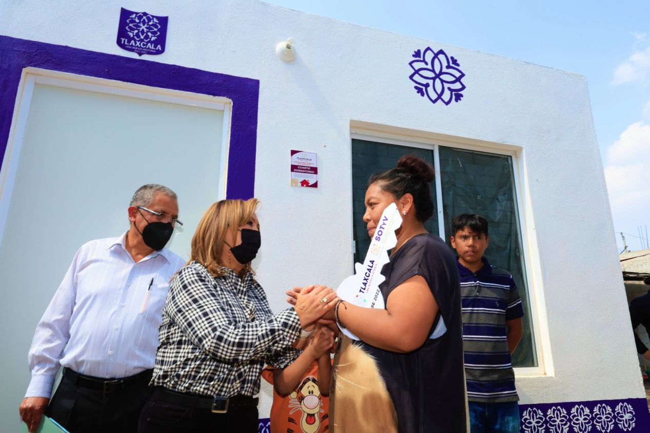 Gobernadora entrega acciones de viviendas en Nopalucan y beneficia a 28 familias