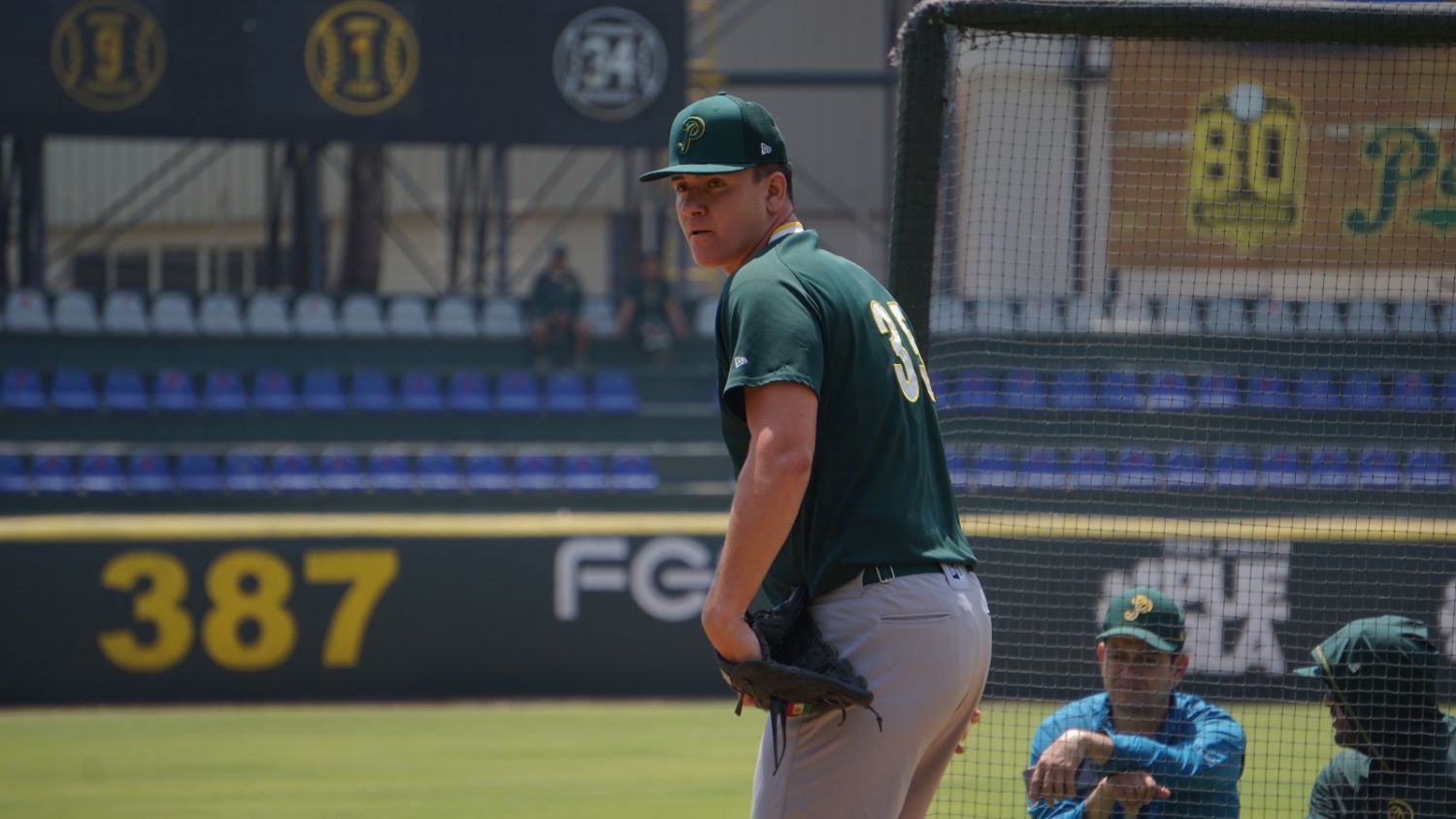 Pericos ya tiene nuevo abridor 
