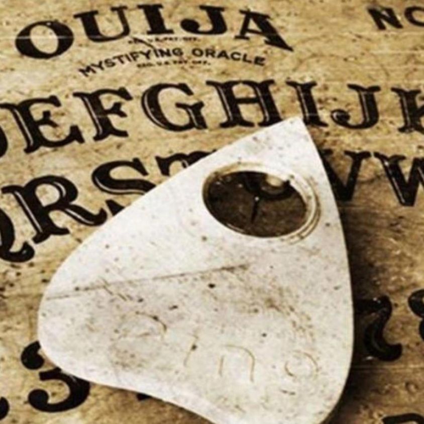 28 niñas son ingresadas al hospital tras desmayarse al jugar a la Ouija en una escuela