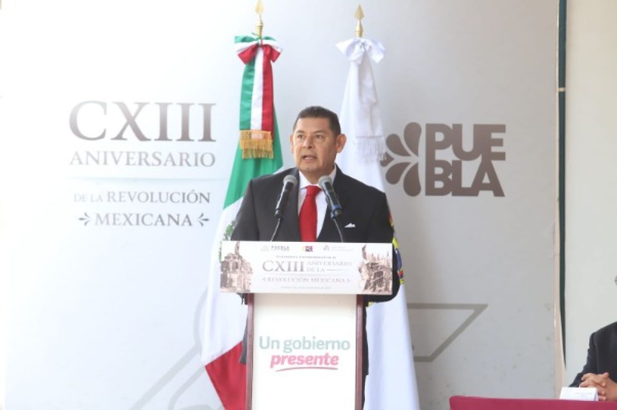 Alejandro Armenta continuará trabajo en el Senado de la República