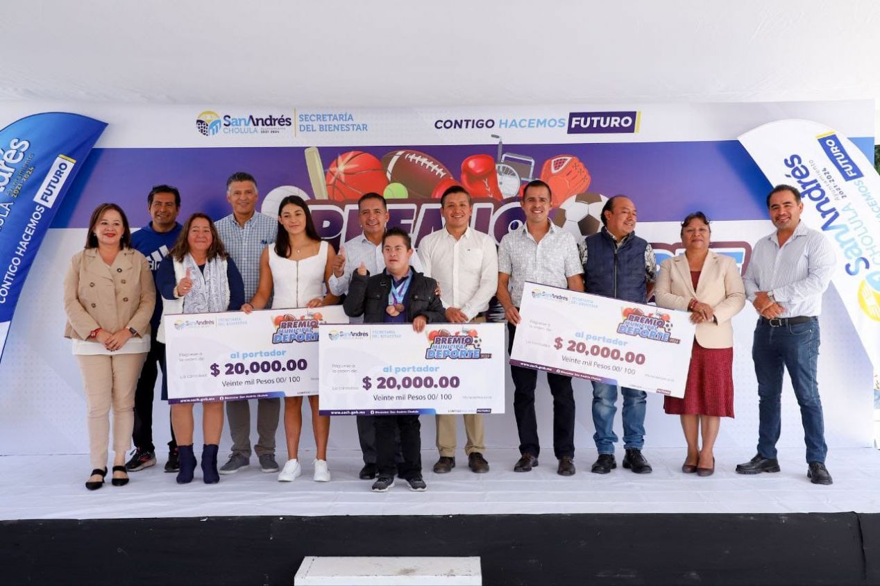 Entrega Mundo Tlatehui Premio Municipal del Deporte a atletas destacados de San Andrés Cholula