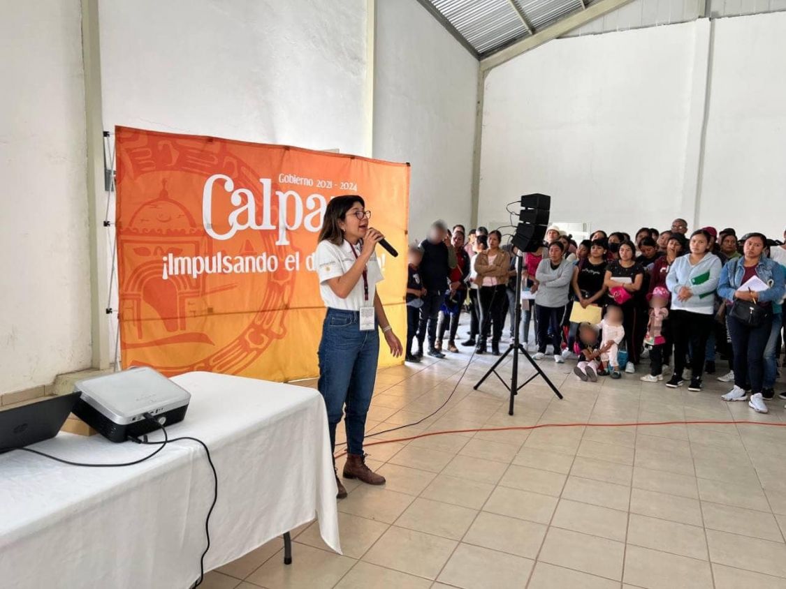 Fernando Castellanos, facilita capacitación e inscripción en el Programa de Becas Benito Juárez