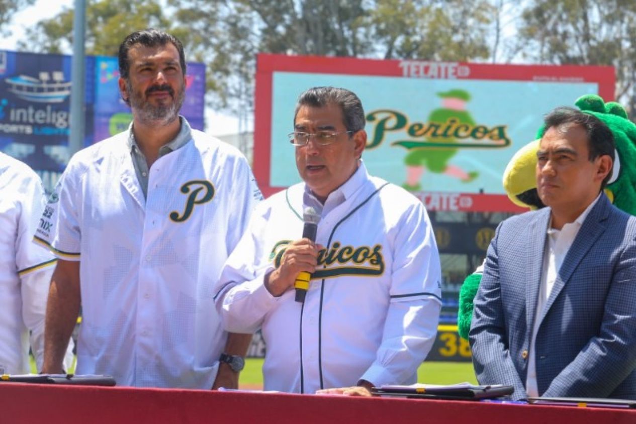 Gobierno de Puebla entrega concesión de estadio Hermanos Serdán a Pericos