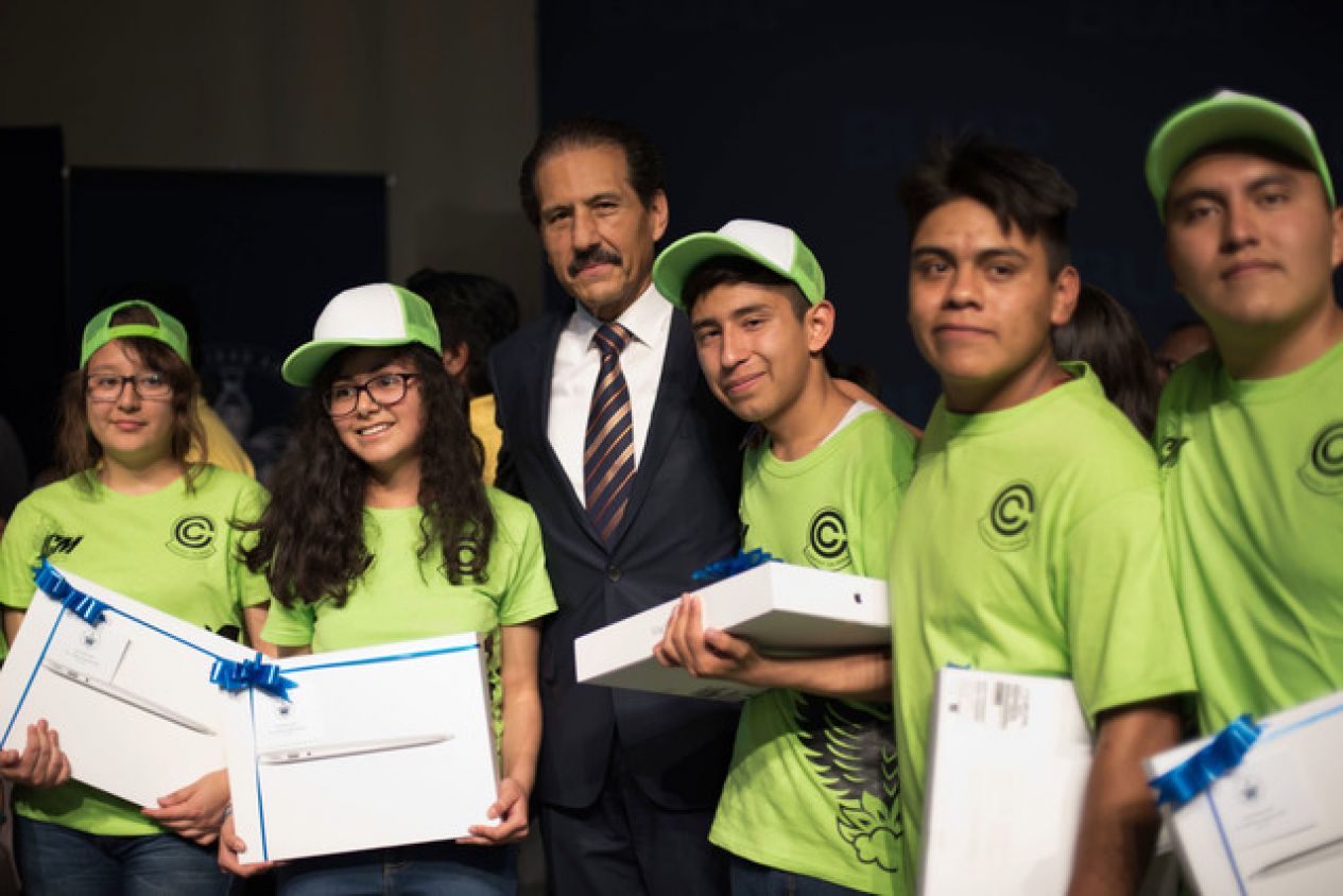 Preparatoria Alfonso Calderón obtiene primer lugar de la Universiada del Conocimiento BUAP