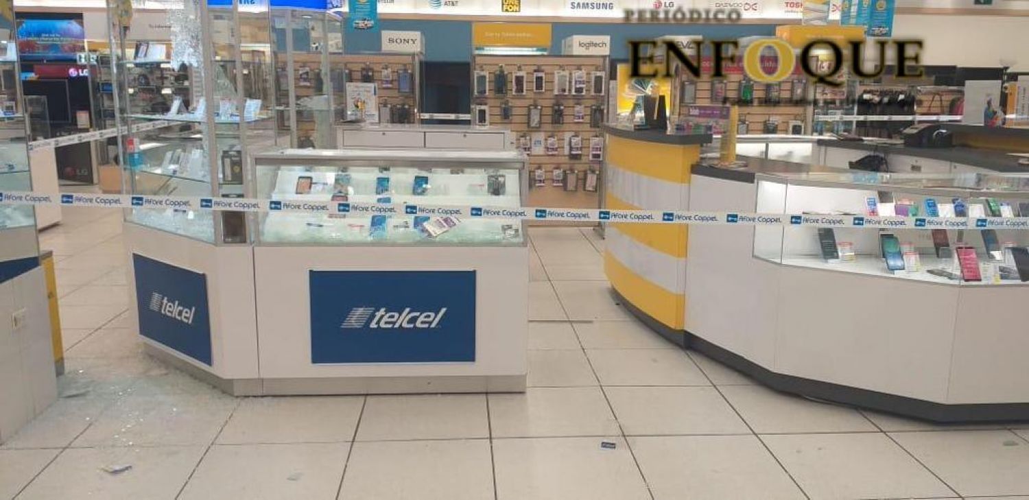 Asaltan sujetos armados tienda Coppel de Amozoc de Mota 