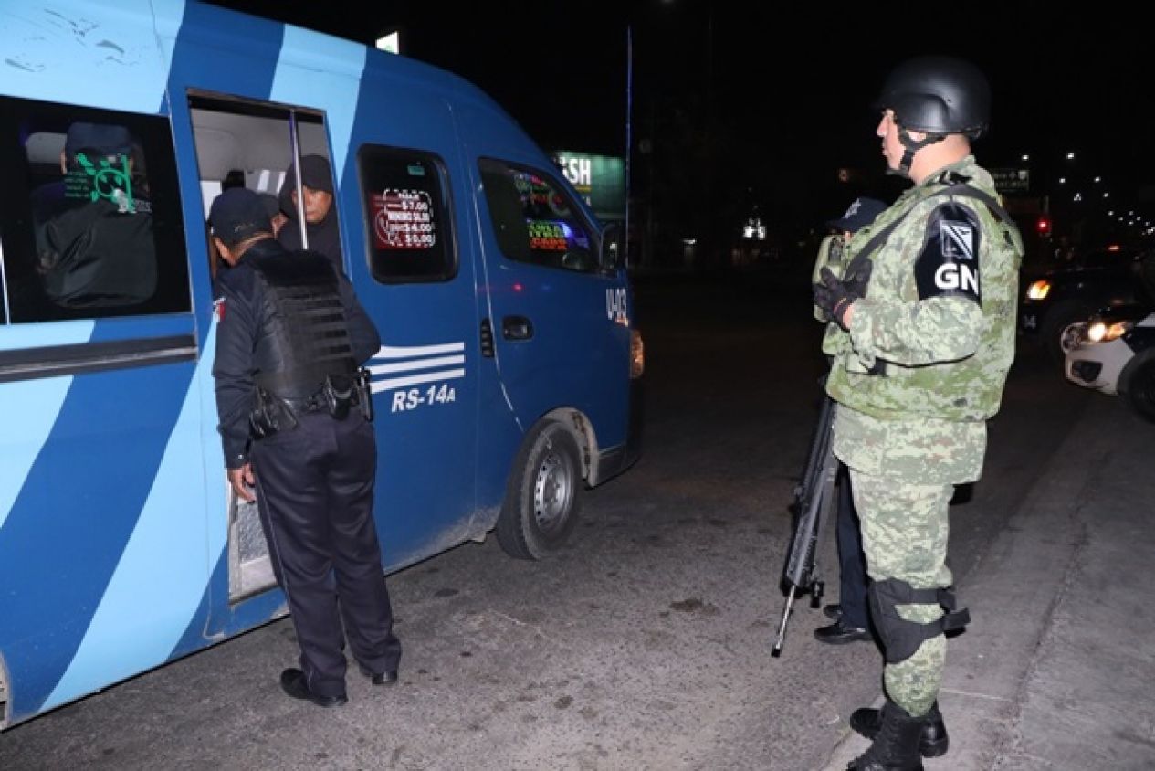 Realiza Policía Municipal y Guardia Nacional operativo en transporte público en Cholula