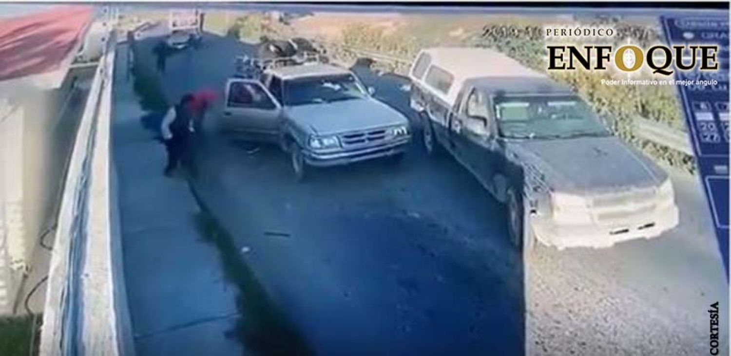 En Tecamachalco grupo armado intercepta y secuestra a familia