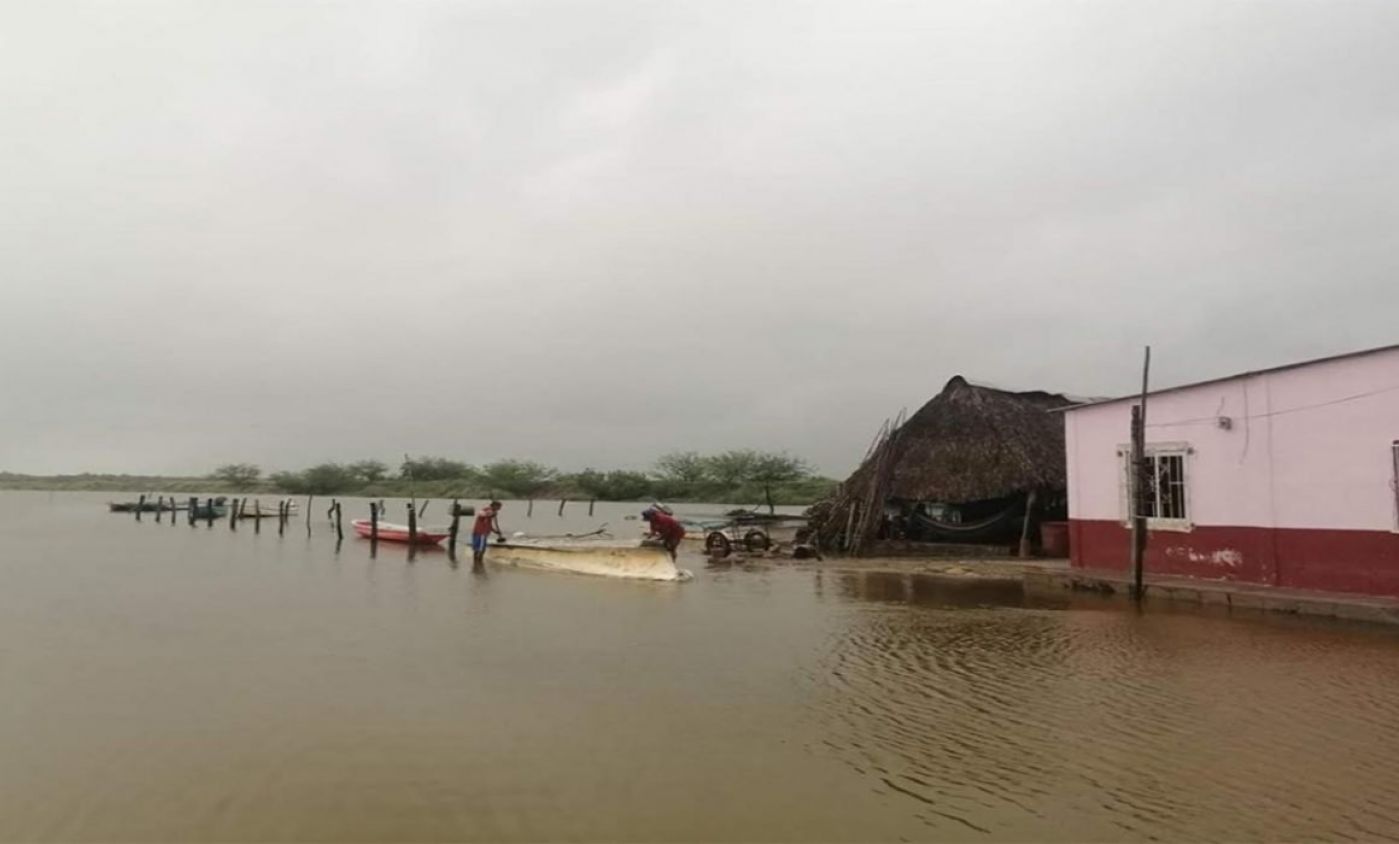 Atiende Cepco y Ejército zonas afectadas por lluvias del ciclón tropical