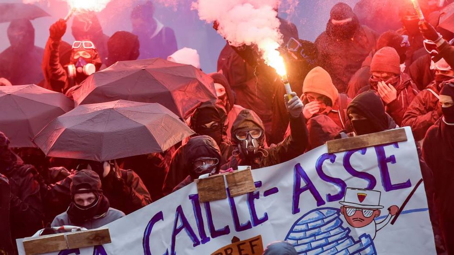 La huelga contra la reforma de las pensiones paraliza el transporte público en Francia