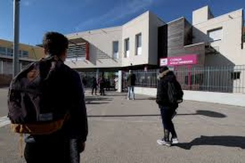 Muere adolescente en Francia tras ser fuertemente golpeado 