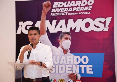  Eduardo Rivera se deslinda de estrategia de "Abrazos y No Balazos" de AMLO y propone soluciones contra la inseguridad