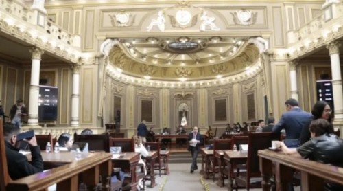 Estefan Chidiac y otros diputados renuevan licencia en el Congreso del Estado