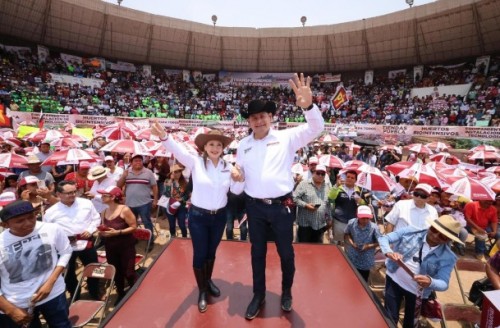 Presenta Alejandro Armenta propuestas para el campo poblano